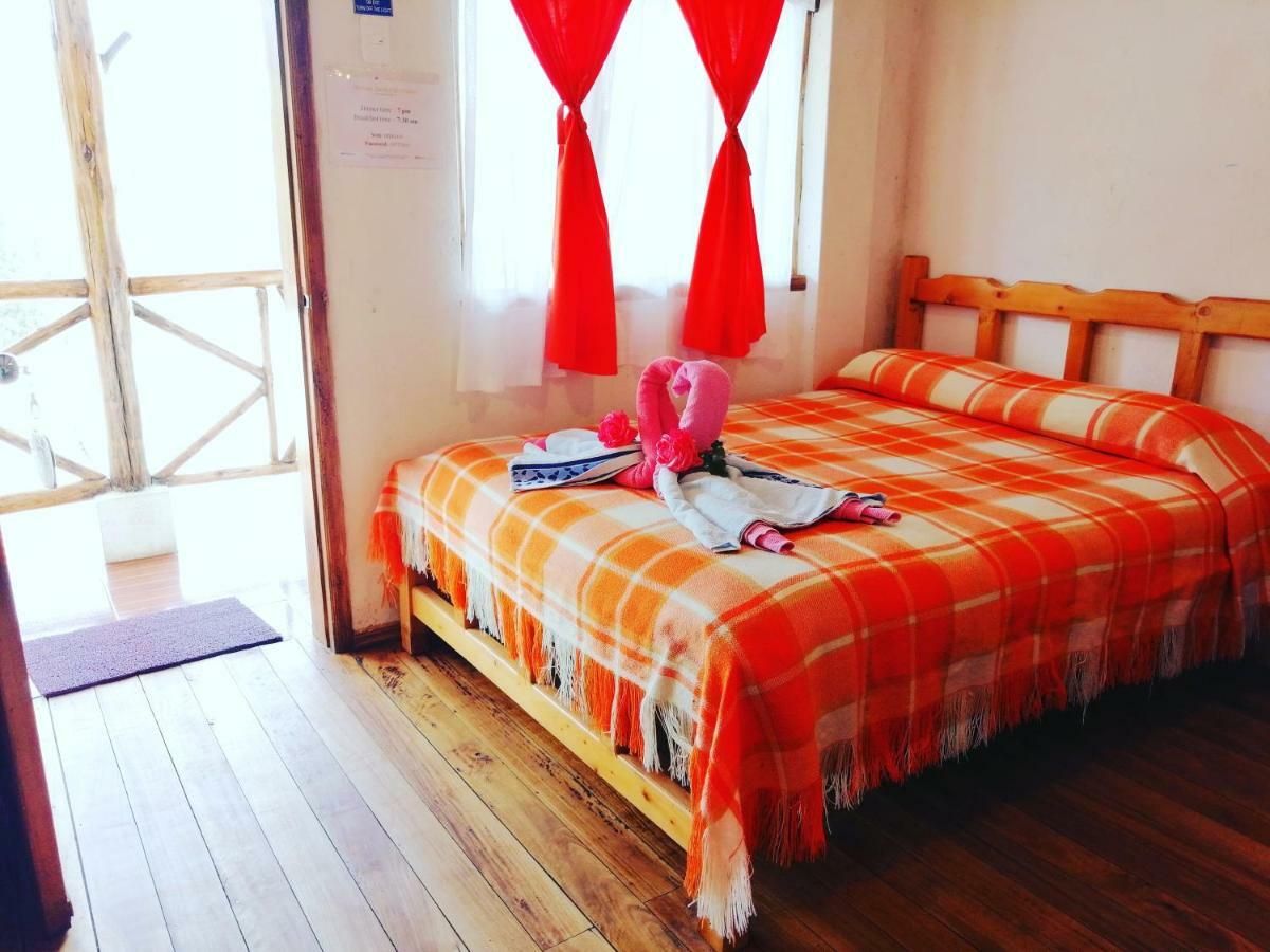 Hostal Taita Cristobal Isinlivi Kültér fotó